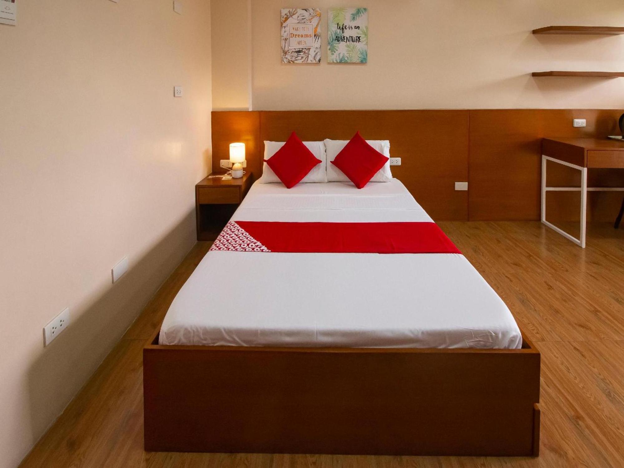 Super Oyo 832 The Teepee Place Hostel & Residence Inn Cebu Zewnętrze zdjęcie