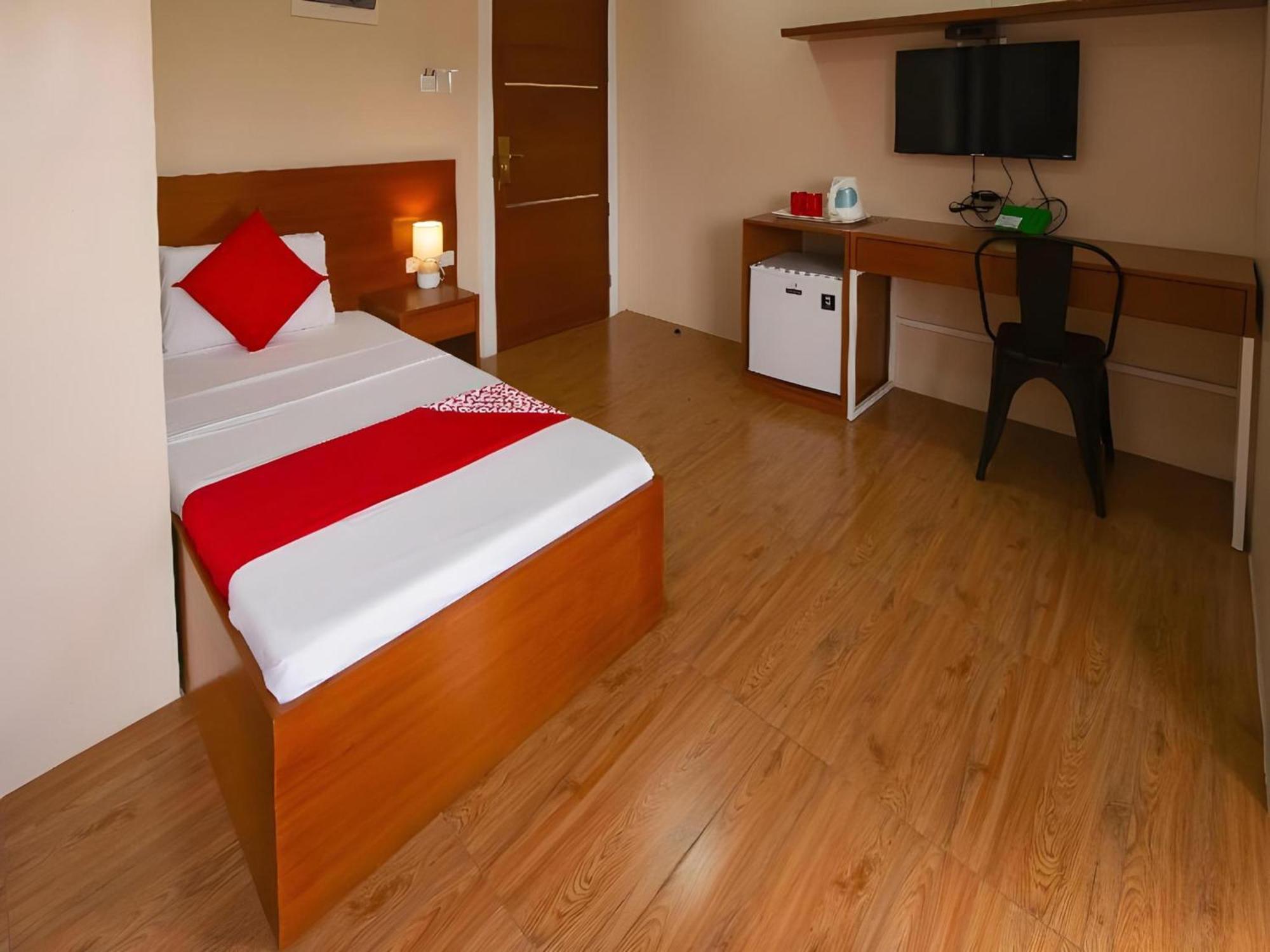 Super Oyo 832 The Teepee Place Hostel & Residence Inn Cebu Zewnętrze zdjęcie